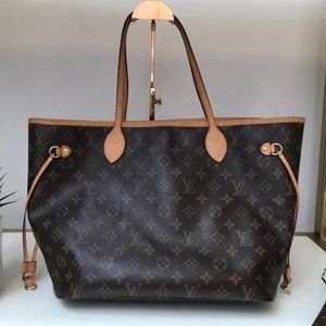 Louis Vuitton Neverfull MM in monogram + pouch